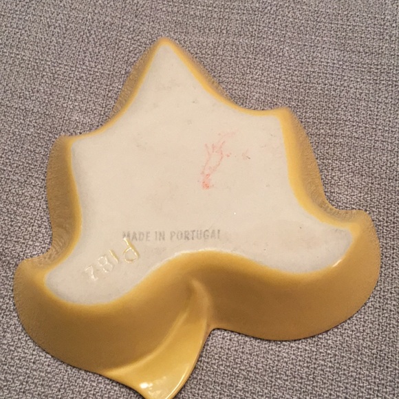 New Fall Ceramic Candy Dish Trinket Bowl Leaf Pattern Dish From Portugal - Picture 4 of 11